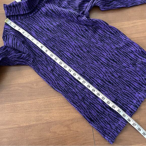 Athleta Women’s Flurry Elemental Turtleneck Purple & Black Print Top Long Sleeve - Picture 8 of 8